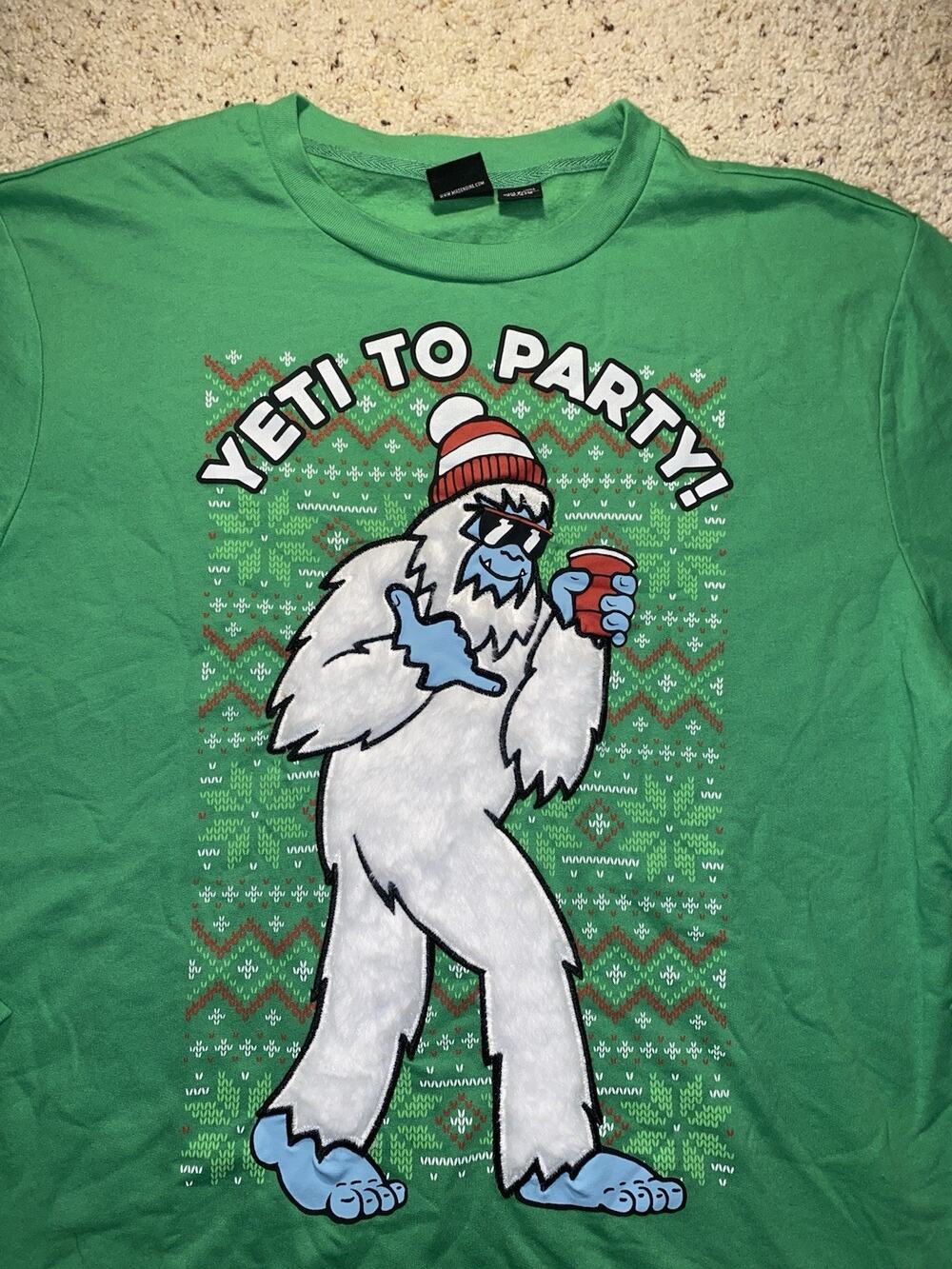 Mad Engine Mens Large Green Yeti To Party Christmas Sweatshirt Ugly Holiday